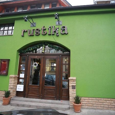 Rustika Sobe Bed & Breakfast Osijek Exterior foto
