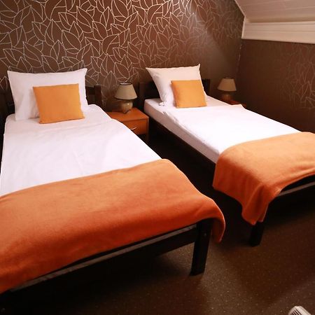 Rustika Sobe Bed & Breakfast Osijek Exterior foto