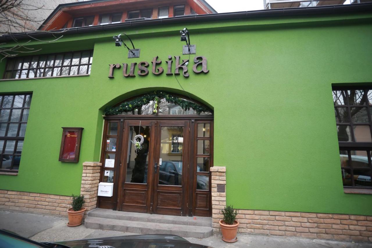 Rustika Sobe Bed & Breakfast Osijek Exterior foto