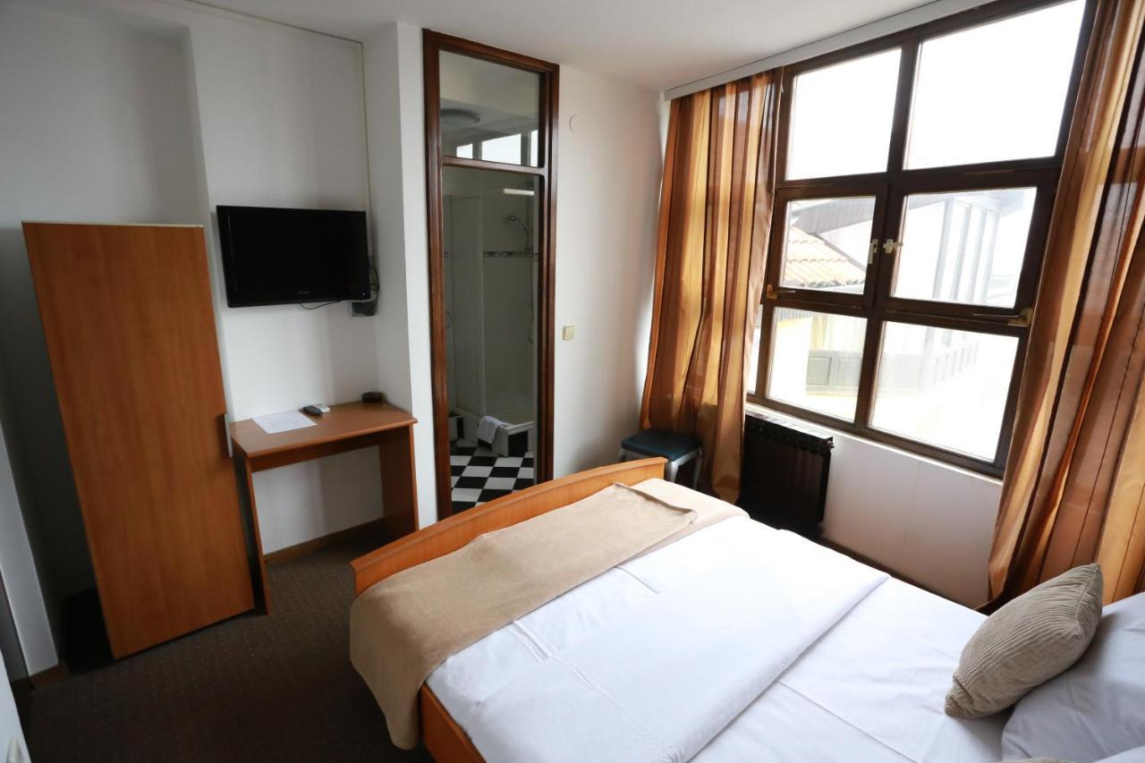 Rustika Sobe Bed & Breakfast Osijek Exterior foto