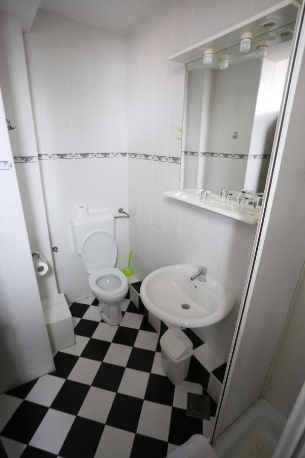 Rustika Sobe Bed & Breakfast Osijek Exterior foto